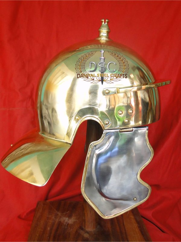 DSC-H107 CARNUNTUM HELMET