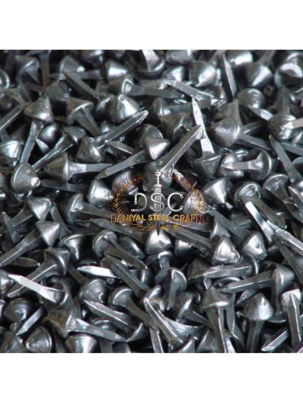 DSC-M109 CONICAL HOBNAIL