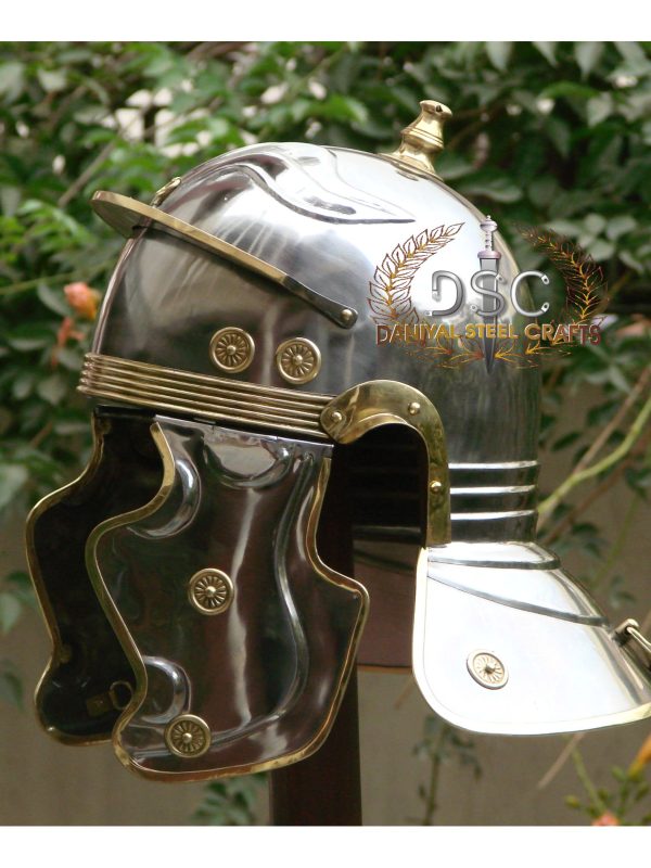 DSC-H102 BRIGETIO GALLIC 'J' HELMET