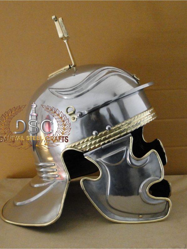 DSC-H130 GALLIC 'C' HELMET